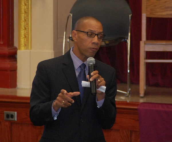 Dennis Walcott Named CEO of Queens Library